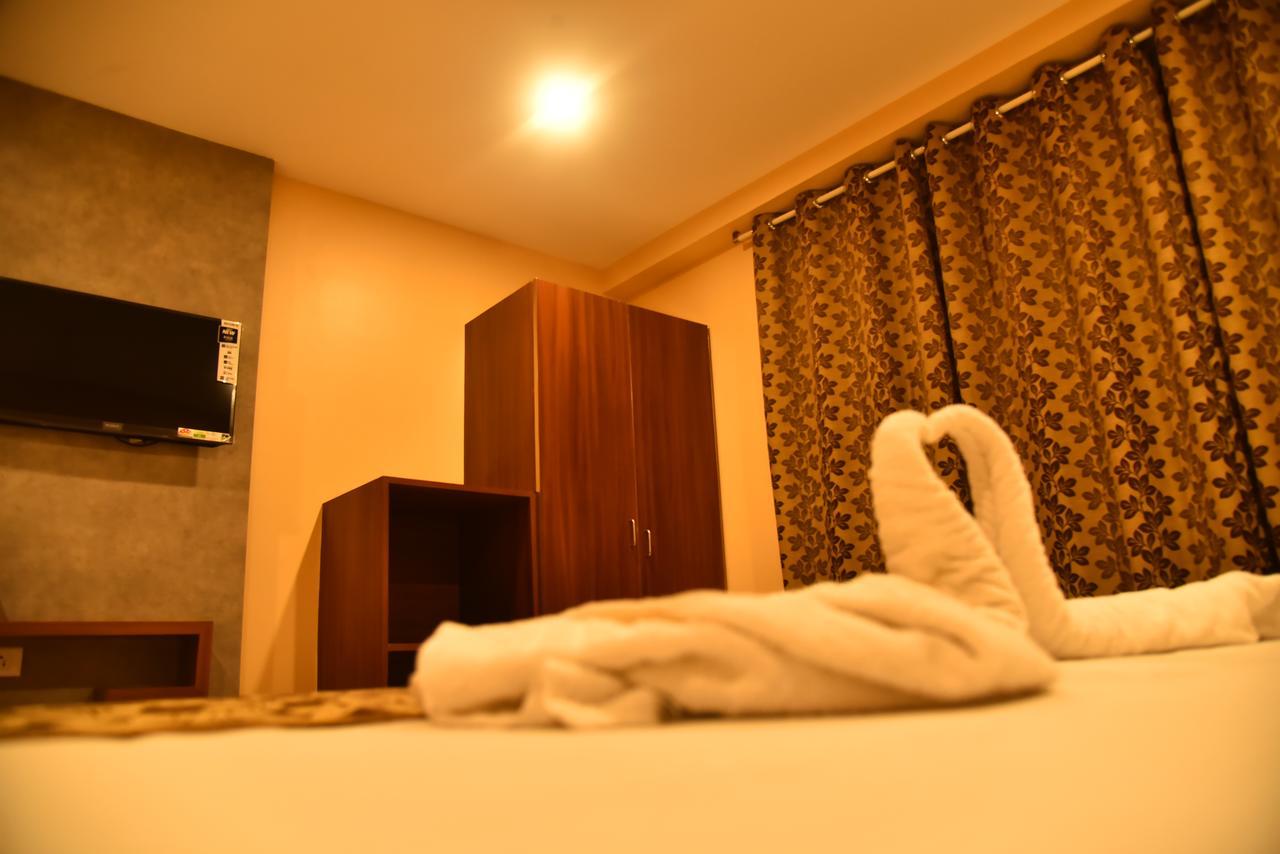 Hotel Four Seasons Velankanni Eksteriør billede